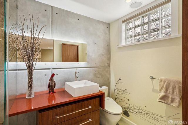 2576 Post Street, San Francisco, CA 94115