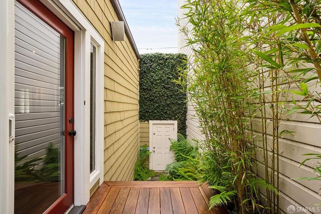 2576 Post Street, San Francisco, CA 94115