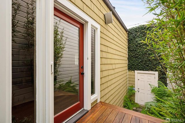 2576 Post Street, San Francisco, CA 94115