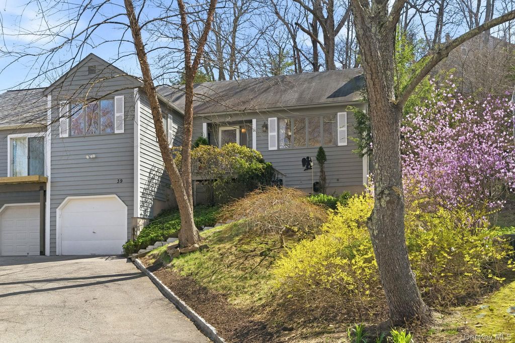 39 Park Road, Goldens Bridge, NY 10526