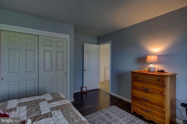 19 PONDS END DR, Downingtown, PA 19335