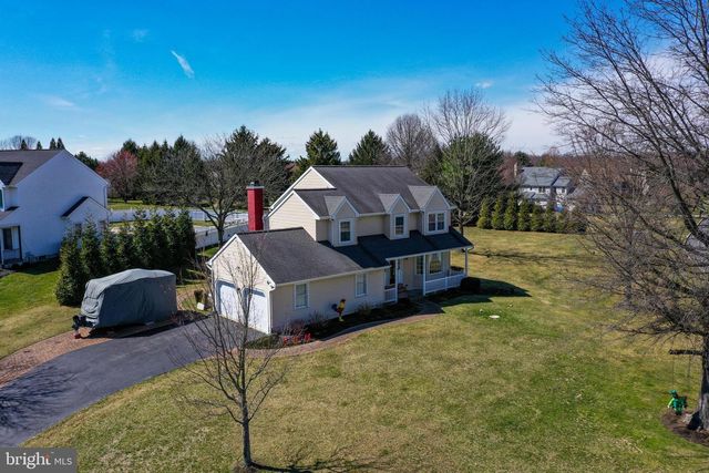 19 PONDS END DR, Downingtown, PA 19335