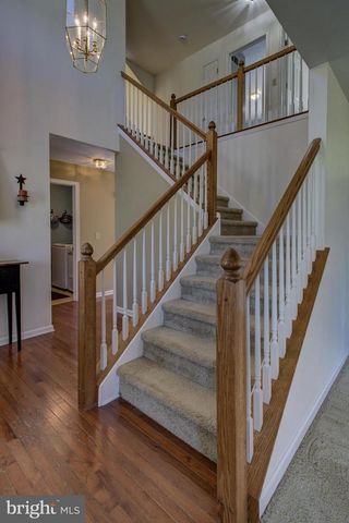 19 PONDS END DR, Downingtown, PA 19335