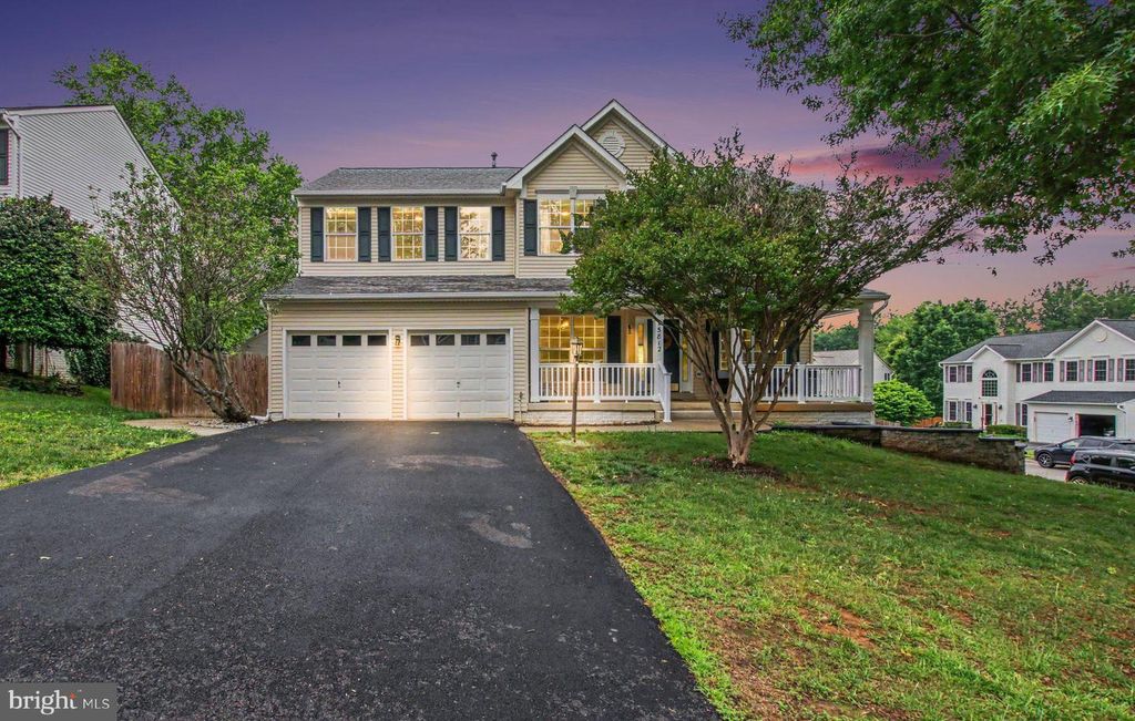 15812 IBSEN PL, Dumfries, VA 22025