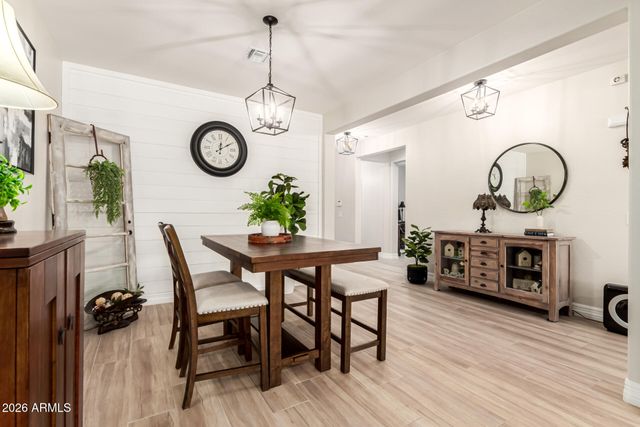 10035 W PATRICK Lane, Peoria, AZ 85383