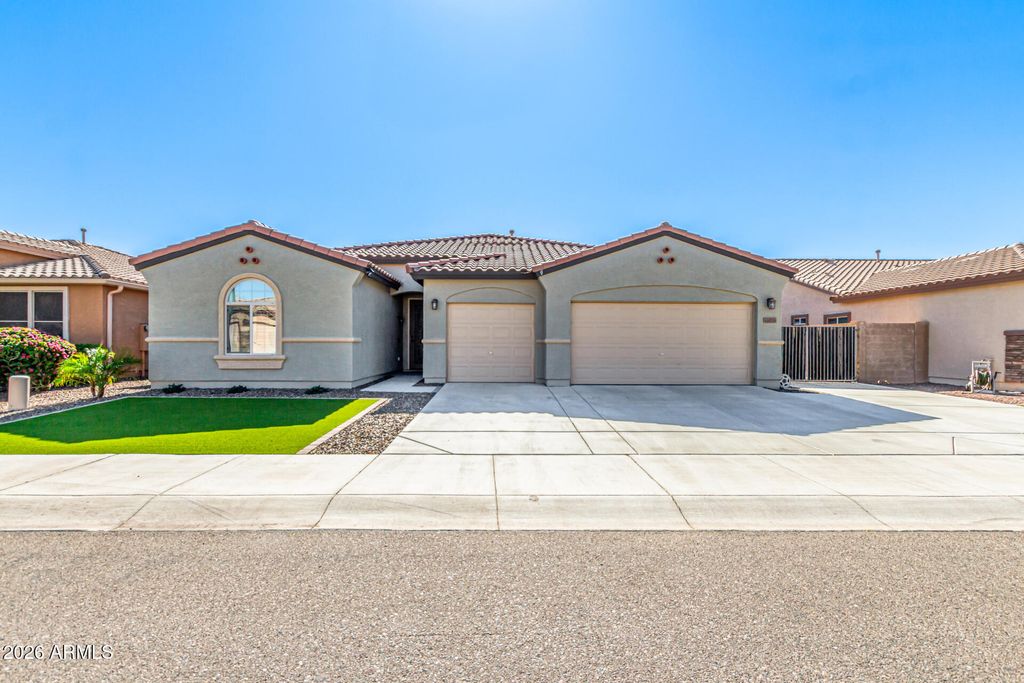 10035 W PATRICK Lane, Peoria, AZ 85383