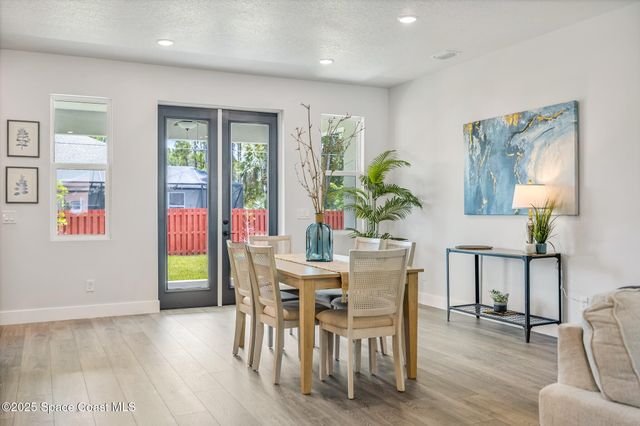 825 Santo Domingo Avenue SW, Palm Bay, FL 32908