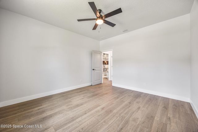 825 Santo Domingo Avenue SW, Palm Bay, FL 32908