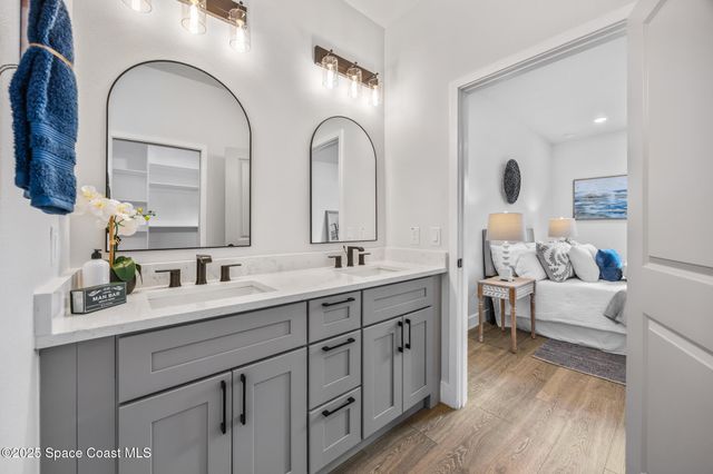 825 Santo Domingo Avenue SW, Palm Bay, FL 32908