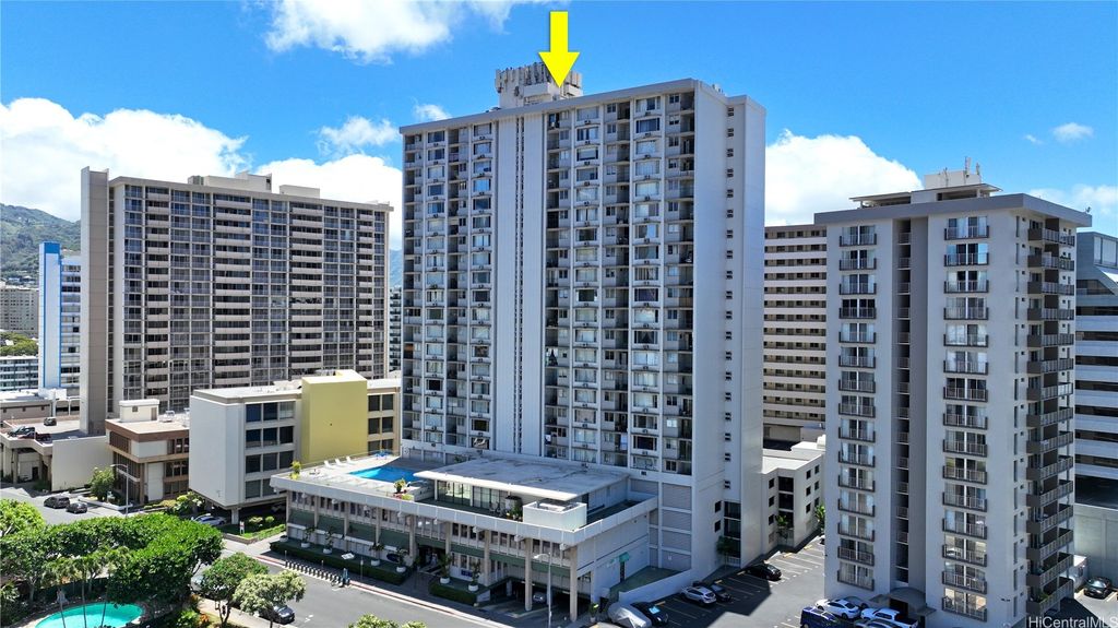 747 Amana Street 1617, Honolulu, HI 96814