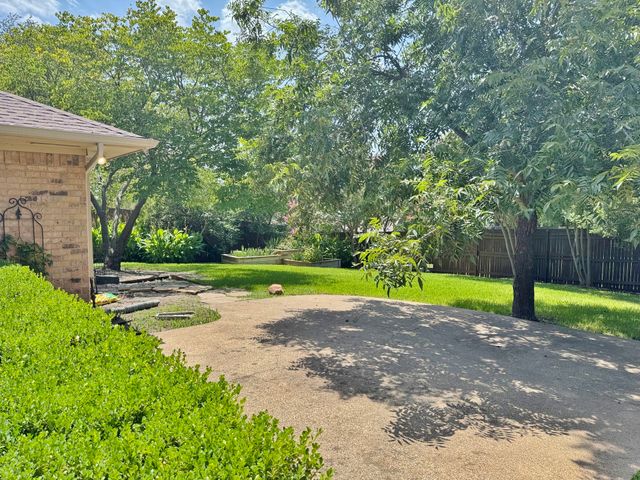 1713 Iroquois Drive, Garland, TX 75043