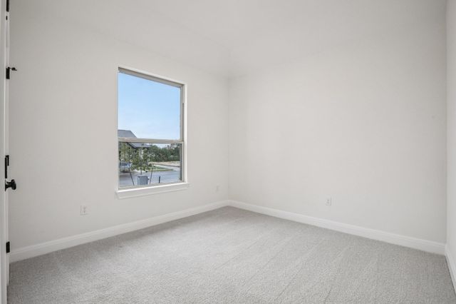 581 Treadwell LN, Kyle, TX 78640