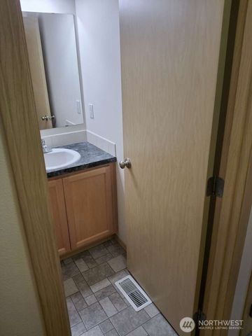 4538 NE 20th Way, Olympia, WA 98516