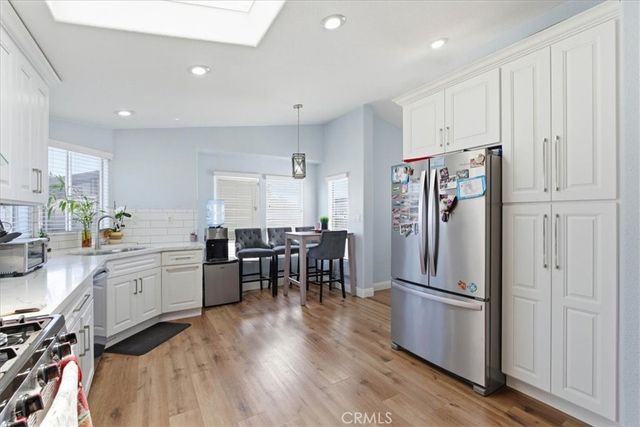 23301 Ridge Route 154, Laguna Hills, CA 92653