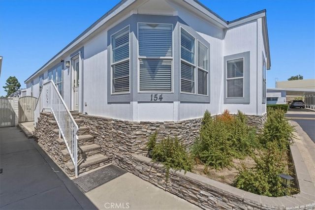 23301 Ridge Route 154, Laguna Hills, CA 92653