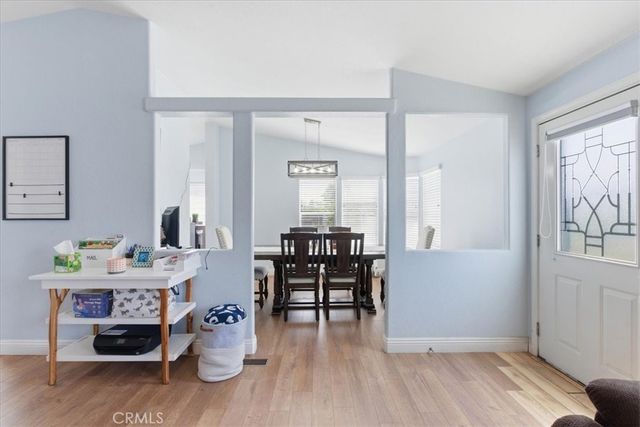 23301 Ridge Route 154, Laguna Hills, CA 92653