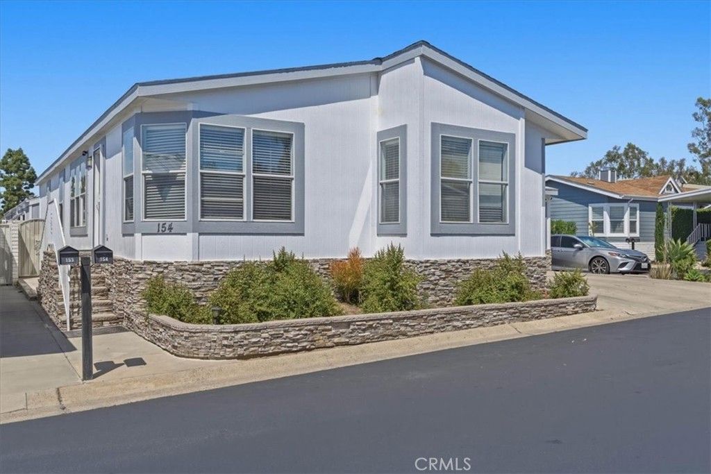 23301 Ridge Route 154, Laguna Hills, CA 92653