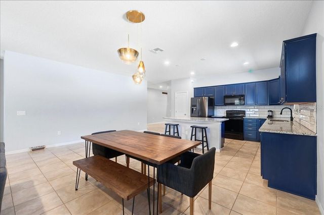 8662 RINDGE ROAD, Polk City, FL 33868