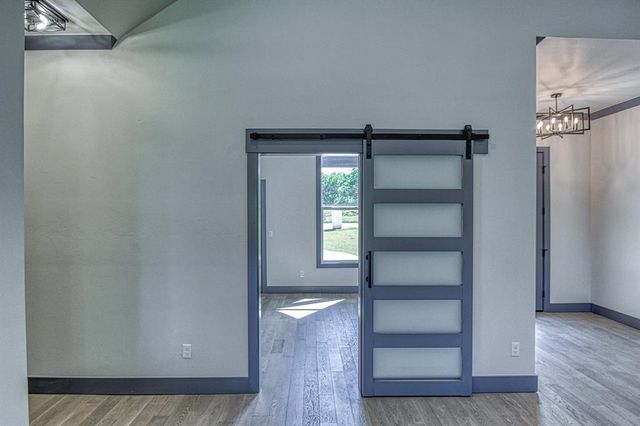 2907 Ridgecrest Drive, Purcell, OK 73080