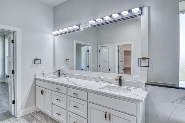 2907 Ridgecrest Drive, Purcell, OK 73080