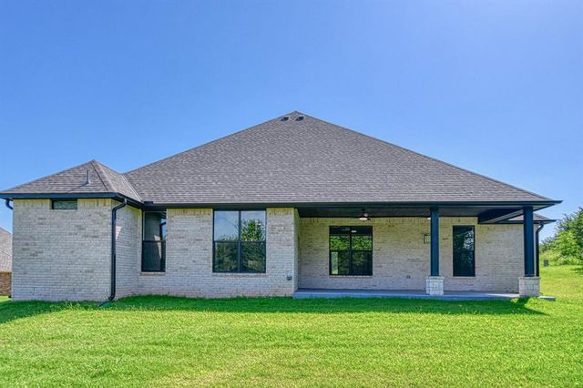2907 Ridgecrest Drive, Purcell, OK 73080