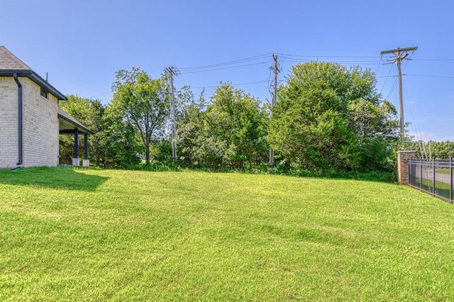 2907 Ridgecrest Drive, Purcell, OK 73080