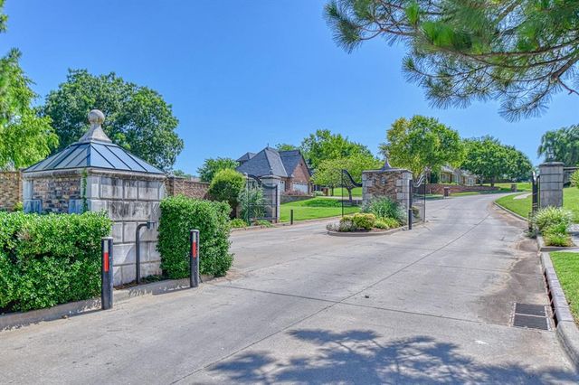 2907 Ridgecrest Drive, Purcell, OK 73080