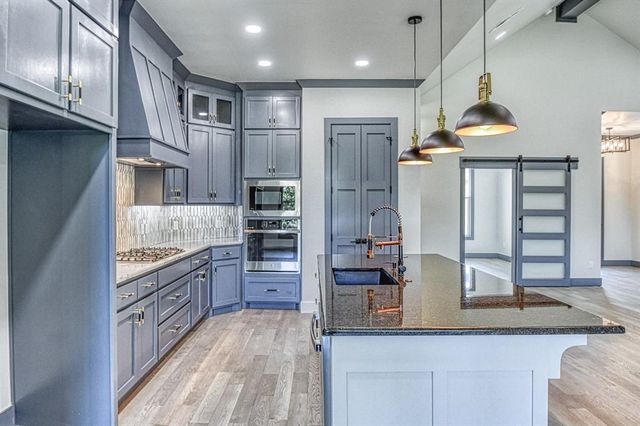 2907 Ridgecrest Drive, Purcell, OK 73080