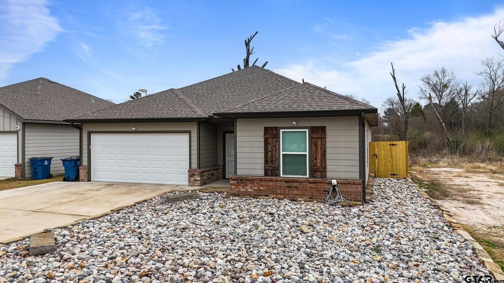 602 N Wofford, Athens, TX 75751