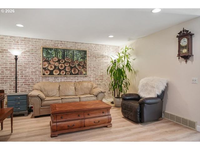 1287 KIMBERLY Ct, Keizer, OR 97303