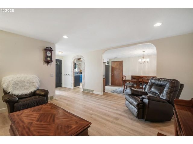 1287 KIMBERLY Ct, Keizer, OR 97303