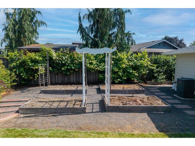 1287 KIMBERLY Ct, Keizer, OR 97303