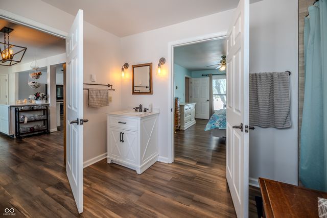 11828 N 750 W, Elwood, IN 46036