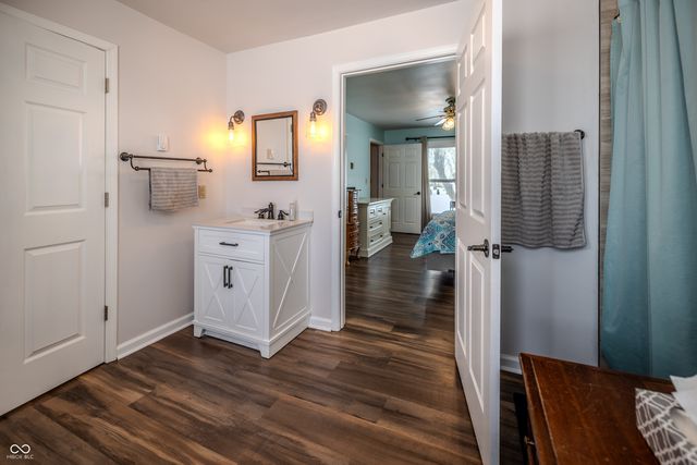 11828 N 750 W, Elwood, IN 46036