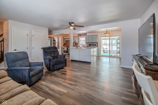 11828 N 750 W, Elwood, IN 46036