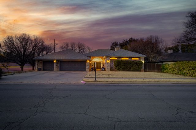 4218 88th Place, Lubbock, TX 79423