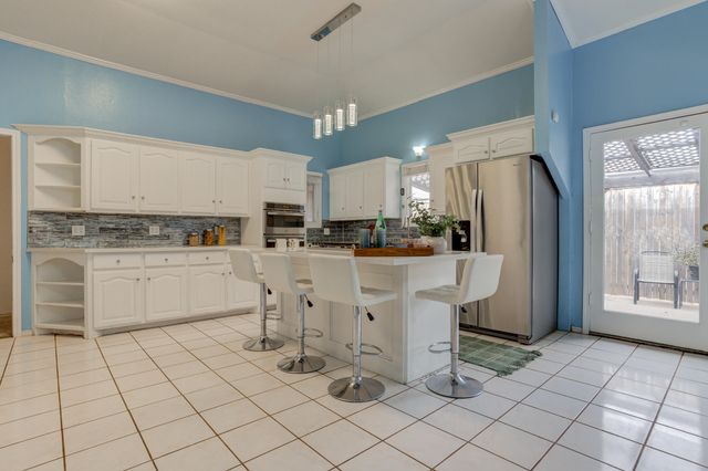 4218 88th Place, Lubbock, TX 79423