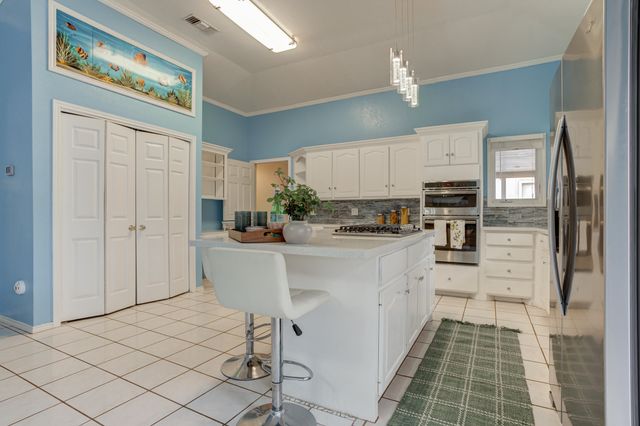 4218 88th Place, Lubbock, TX 79423