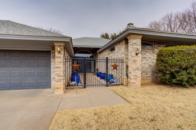 4218 88th Place, Lubbock, TX 79423