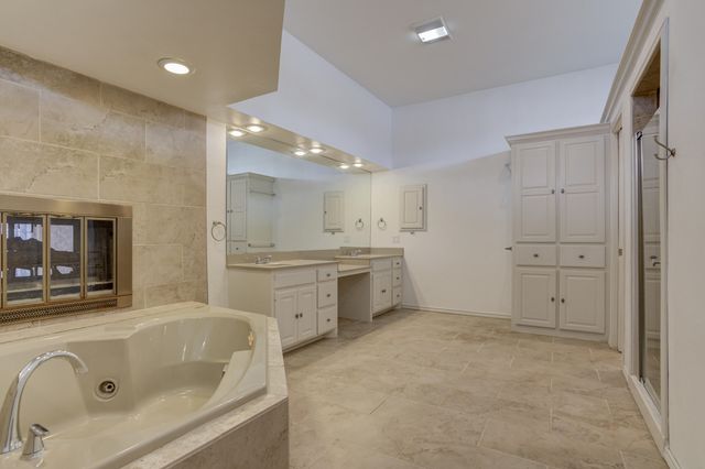 4218 88th Place, Lubbock, TX 79423