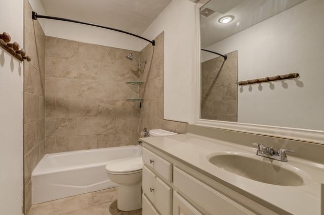 4218 88th Place, Lubbock, TX 79423