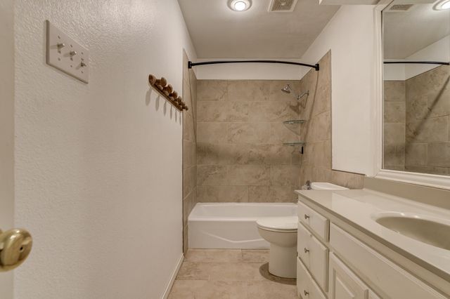 4218 88th Place, Lubbock, TX 79423