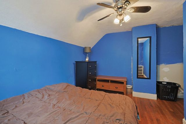 44 Myrtle St, Medford, MA 02155