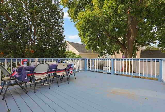 44 Myrtle St, Medford, MA 02155