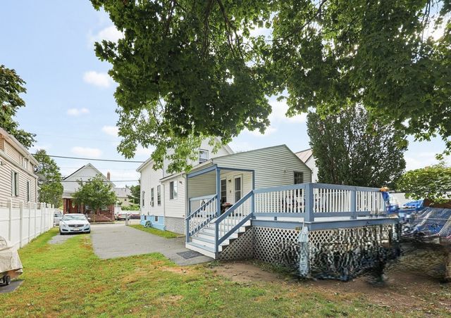 44 Myrtle St, Medford, MA 02155