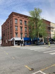 243 Main St 6, Northampton, MA 01060