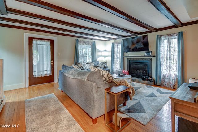 98 S Kingsboro Avenue, Gloversville, NY 12078