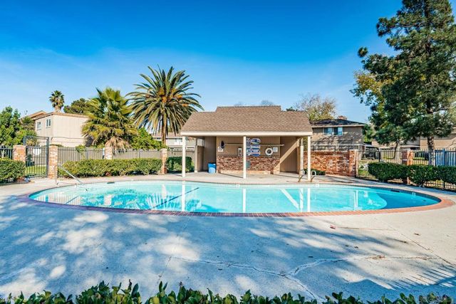 904 Amistad Court C, El Cajon, CA 92019
