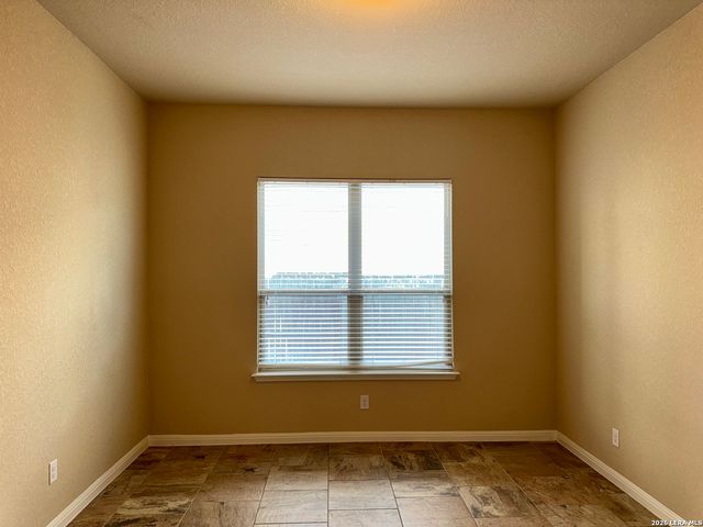 9827 Catell, Boerne, TX 78006
