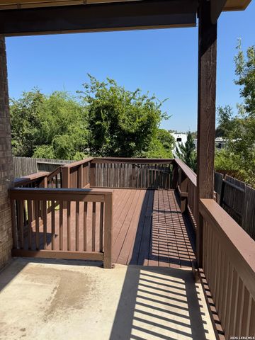 9827 Catell, Boerne, TX 78006